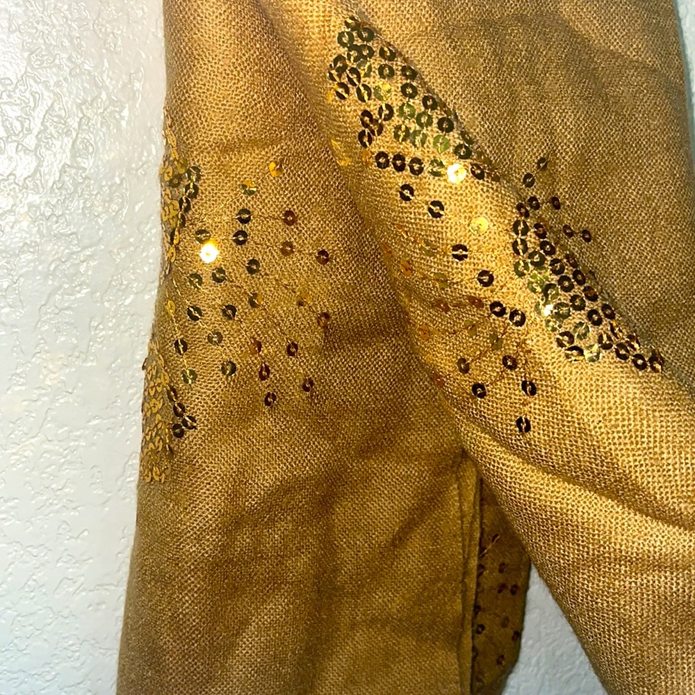 Scarf - Picture 3 of 4
